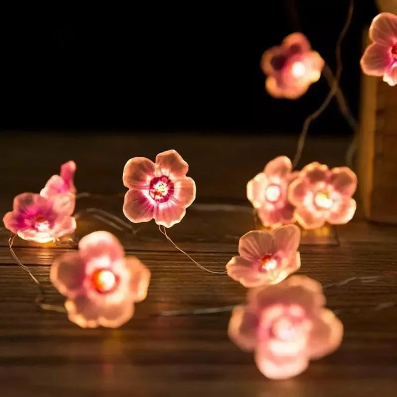 <tc>Lunvail</tc>™ 3M/2M ピンク チェリーブロッサム LED フェアリーライト – USB & 電池式ストリングライト (20/30 LED)