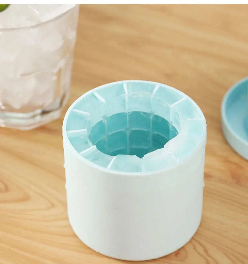 Silicone Ice Cube Mold Round Ice Bucket | Space-Saving Portable Ice Maker for Cocktails & Summer Drinks