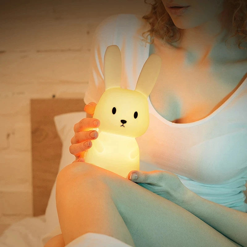 Solas oíche tadhaill glowbunny ™ - lampa coinín silicone bog le 7 dathanna & lasc ama do pháistí & seomraí leanbh