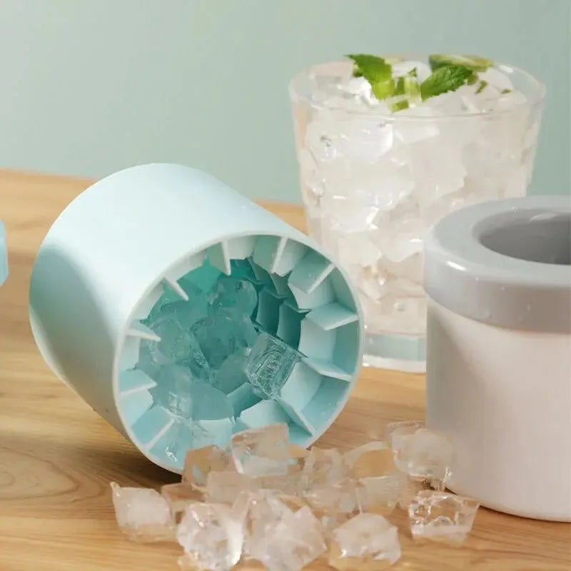 Silicone Ice Cube Mold Round Ice Bucket | Space-Saving Portable Ice Maker for Cocktails & Summer Drinks