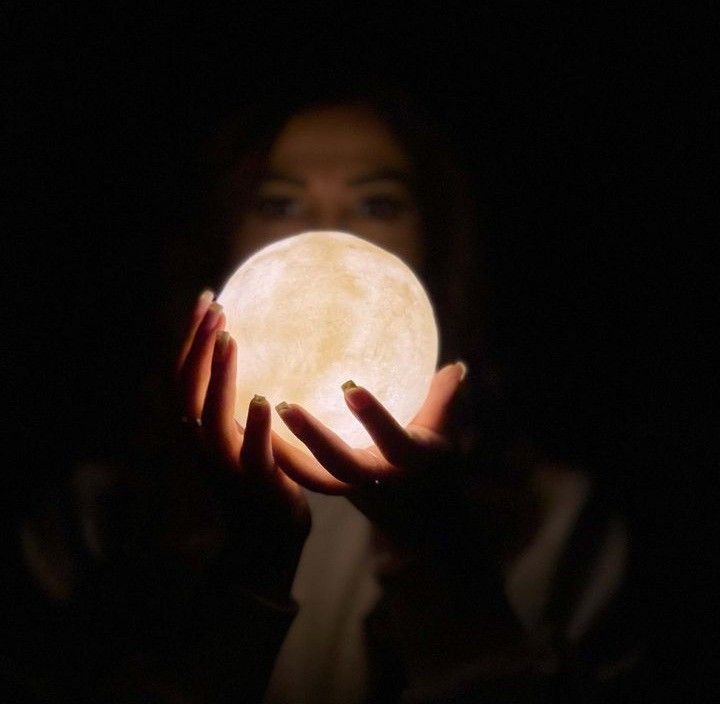 Mini Moon Night Light - 3D Printed LED Lamp