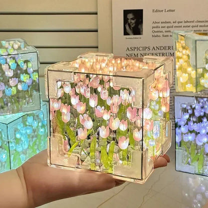 🌷 3D-tulppaanikukkamerikuutioyövalo – ikuinen puutarha hohtavassa kristallikuutiossa
