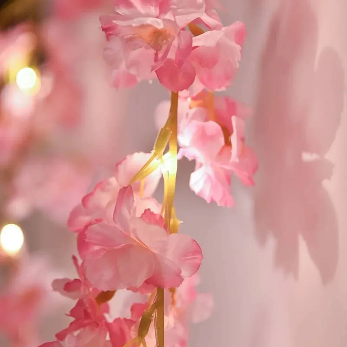 Blossomglow ™ Blossom Cherry faoi stiúir Garland - Fíniúna Solas Fairy 2m Floral do sheomra leapa, bainise & maisiúchán cóisir