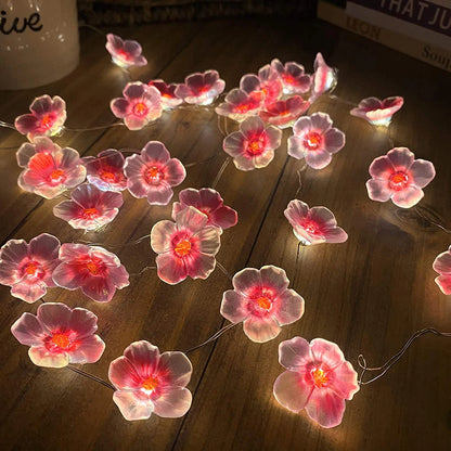 <tc>Lunvail</tc>™ 3M/2M ピンク チェリーブロッサム LED フェアリーライト – USB &amp; 電池式ストリングライト (20/30 LED)