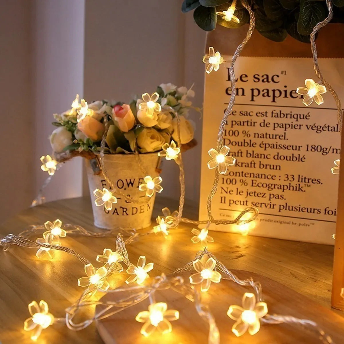 <tc>Lunvail</tc> ™ Cherry Blossom Fairy String Lights - bateriový poháněný květinový výzdoba (10–40 LED)